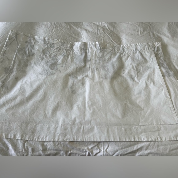 Margaret Muir | (1) King Sham | White Embroidered Pillow | EUC - Picture 5 of 10